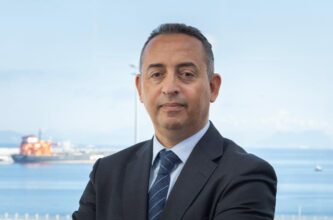 L'éviction de Hassan Abkari : de nombreuses questions en suspens