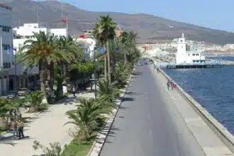 Les trombes marines, un phénomène naturel rare dans le ciel de Nador