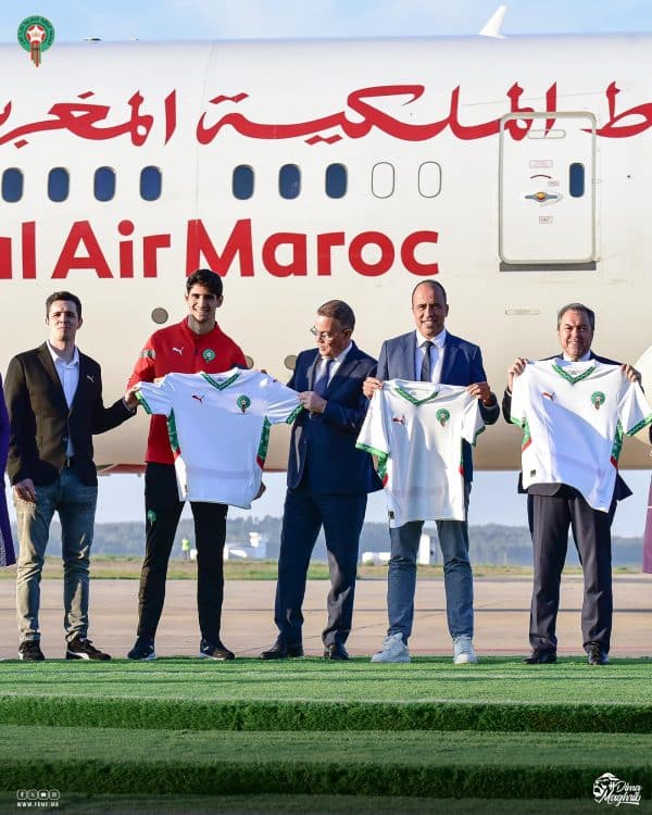 Foot : voici le nouveau maillot de l’équipe nationale du Maroc (photos) Foot : voici le nouveau maillot de l’équipe nationale du Maroc (photos)
