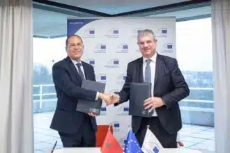 Développement durable : signature de plusieurs accords de garantie entre la BEI et la CDG