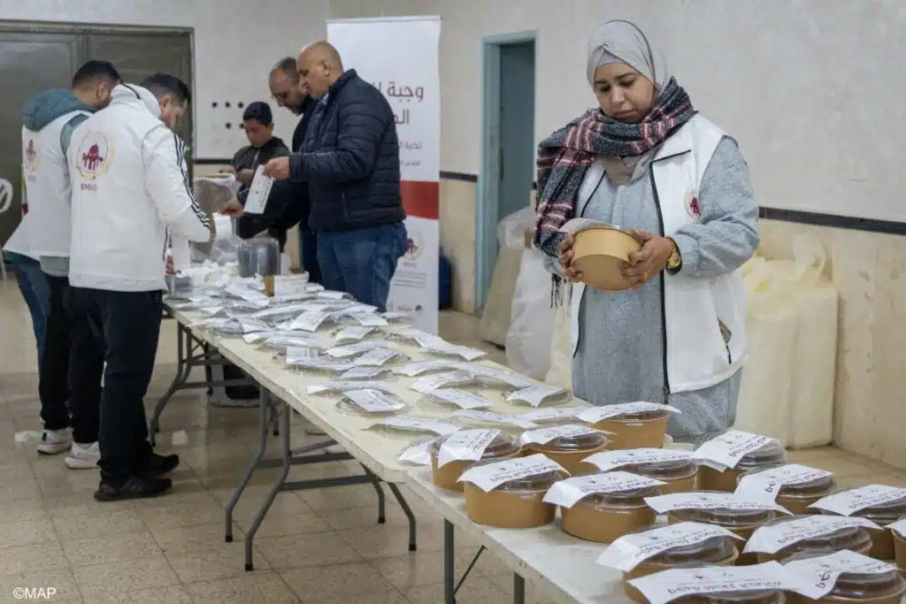 L’Agence Bayt Mal Al-Qods distribue des aides alimentaires aux établissements de protection sociale dans la Ville sainte