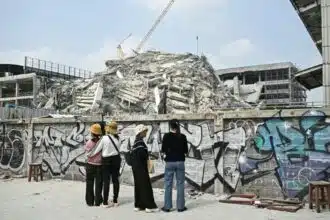 Séisme Birmanie-Thaïlande: Plus de 1.000 morts, l'aide internationale se mobilise