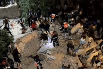 Neuf morts dans l’effondrement d’un immeuble résidentiel à Fès