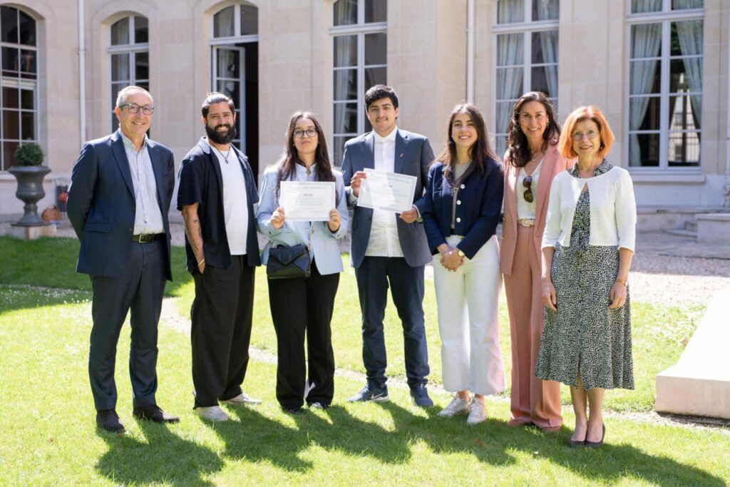 Le Maroc remporte les Olympiades de la chimie à Paris grâce au groupe scolaire Jacques Chirac de Rabat