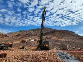 Or, argent et cuivre : de nouvelles découvertes de minéralisations à haute teneur à Boumadine