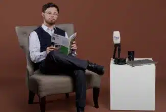 Symbole d’inclusion, Paul Mamere devient le premier étudiant trisomique diplômé en journalisme à l’ISIC