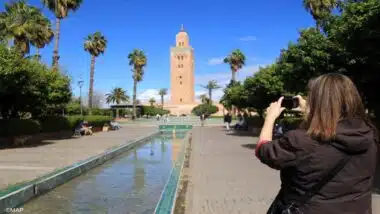 Tourisme : la dynamique du premier semestre laisse entrevoir 120 MMDH de recettes en 2025