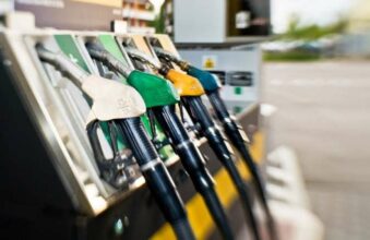 Stations-service vs distributeurs : les &ldquo;contrats d'adhésion&rdquo; au Conseil de la concurrence