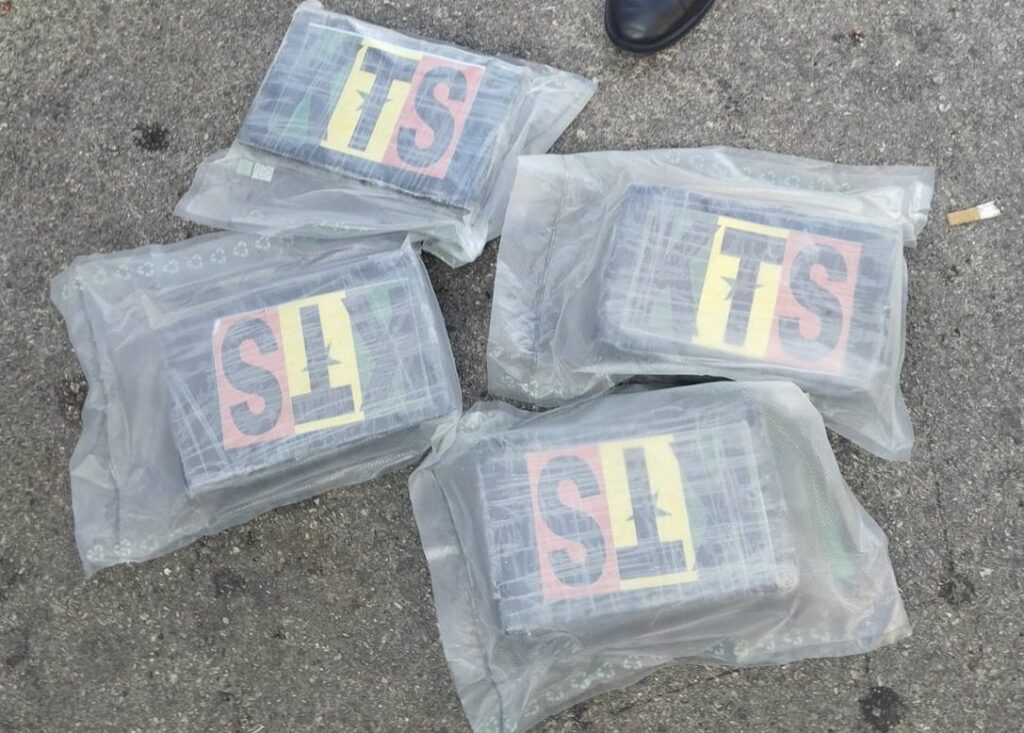 Saisies de drogues : 4,7 kg de cocaïne à Bab Sebta et 2,4 tonnes de chira à Safi  (source sécuritaire)