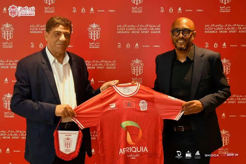 Un coach de renom et un budget assaini au cœur du projet du Hassania d’Agadir