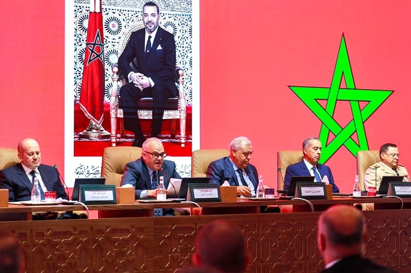 Sécurité, développement et élections : une feuille de route après le discours du Trône