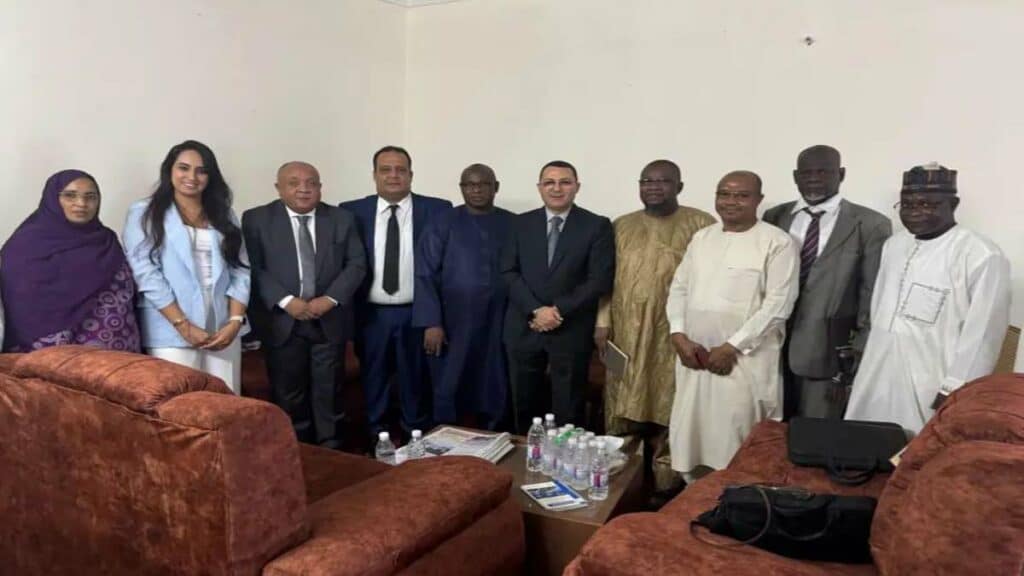Échanges entre les délégations marocaine et nigérienne à Niamey, en marge du programme de 200 bourses d’études pour 2025-2026.