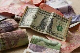 Le retour du dollar faible : une opportunité à saisir par le Maroc !
