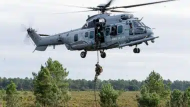 Airbus officialise la vente de dix hélicoptères H225M Caracal au Maroc