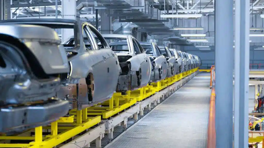 Industrie marocaine : le chiffre d'affaires frôle les 900 MMDH en 2024, tiré par l'automobile