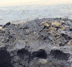 Du sable noir à l’industrie de défense : le titane, nouveau minerai stratégique du Maroc