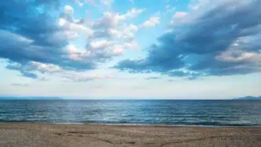 Ouragan Gabrielle : pas de danger direct pour le Maroc, houle sur l’Atlantique