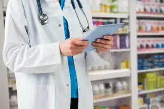 PLF 2026 : les pharmaciens réclament un avantage fiscal à la cession d’officine