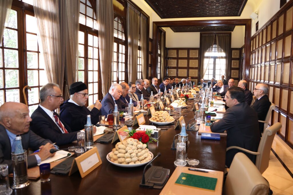 Réunion au Cabinet royal le 10 novembre 2025 : conseillers du Roi et chefs de partis lancent la concertation pour l’actualisation du plan d’autonomie au Sahara