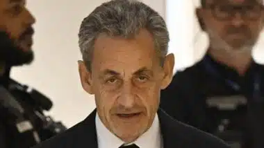 L'ancien président français Nicolas Sarkozy remis en liberté sous contrôle judiciaire