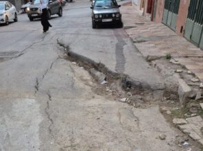 Tétouan : des fissures terrestres inquiètent les habitants du quartier Al Hamama