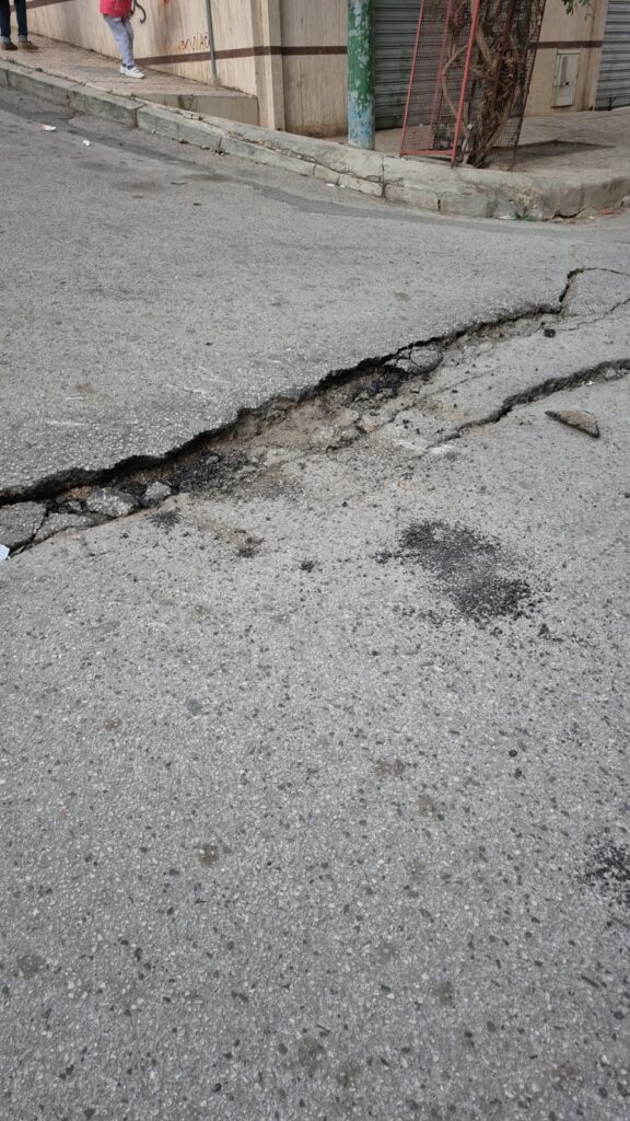Tétouan : des fissures terrestres inquiètent les habitants du quartier Al Hamama Tétouan : des fissures terrestres inquiètent les habitants du quartier Al Hamama