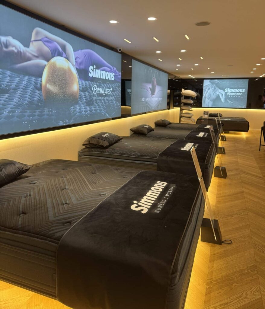 Avec sa ligne emblématique Beautyrest®, Simmons célèbre un siècle d’expertise au service du sommeil