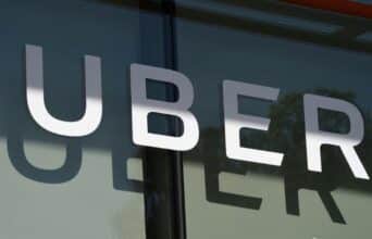 Uber relance ses courses au Maroc : pourquoi maintenant et via quel véhicule juridique ?