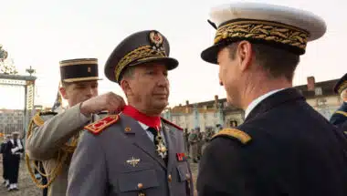 À Paris, Mohammed Berrid reçoit l’insigne de commandeur de la Légion d’honneur