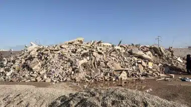 Effondrements de Fès : l'attente angoissée des évacués face aux décombres (vidéo)