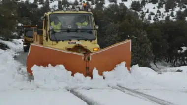 Intempéries: 13 routes coupées dans plusieurs provinces