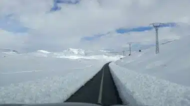 Le mois de janvier 2026 renoue avec la neige et le froid au Maroc