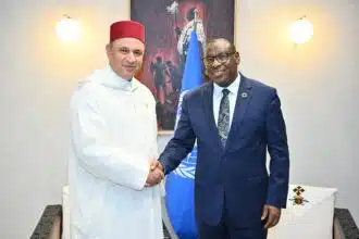 Ryad Mezzour s’entretient avec un haut responsable de l’ONU