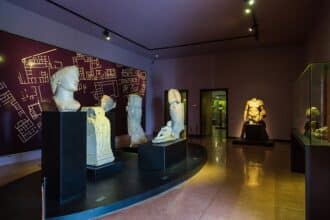 Biens culturels spoliés : la France ouvre la voie à des restitutions majeures au Maroc