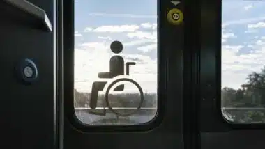 Lancement officiel de la carte de réduction sur les trains pour les personnes en situation de handicap