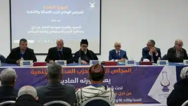 Législatives 2026 : l’opposition cale ses priorités et durcit le ton