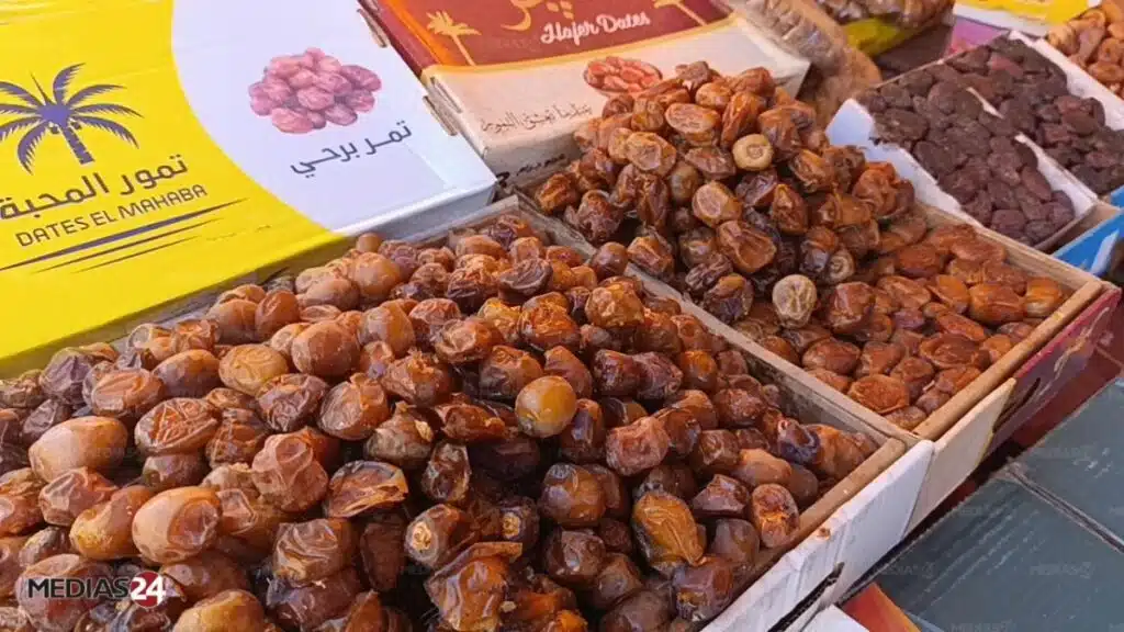 À deux jours du Ramadan, les dattes marocaines trônent sur les étals