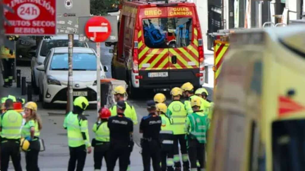 Cinq jeunes Marocains, âgés de 14 à 17 ans, ont trouvé la mort lundi soir dans l’incendie d’un immeuble à Manlleu, en Catalogne.