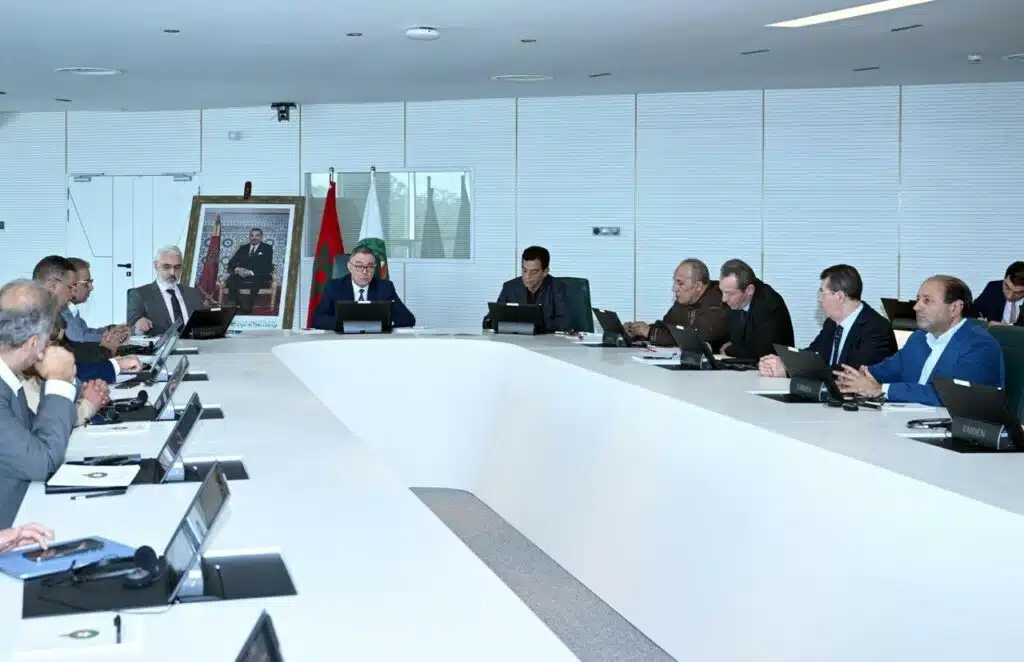 Fouzi Lekjaa (FRMF) dénonce des décisions disciplinaires de la CAF et annonce la poursuite de la procédure juridique après la finale CAN.