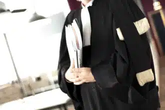 Projet de loi sur la profession d’avocat : des discussions en cours, un silence qui interroge