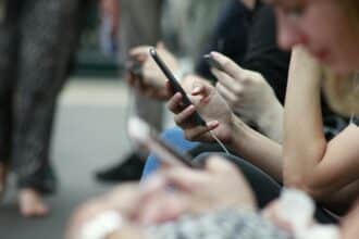 Addiction numérique : en condamnant Meta et YouTube, la justice américaine fait sauter le bouclier des géants de la tech