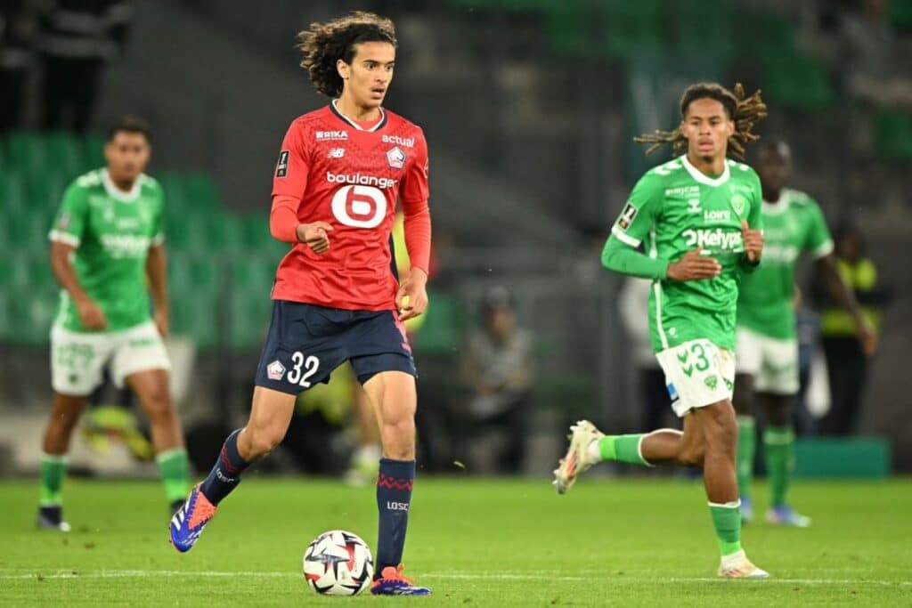 Ayyoub Bouaddi milieu du LOSC proche de rejoindre les Lions de l’Atlas