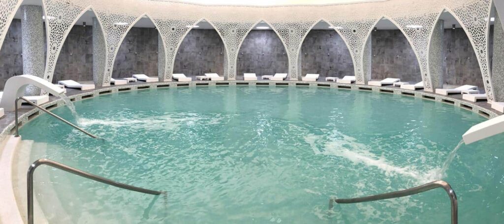 À Moulay Yacoub, une parenthèse de bien-être au Vichy Thermalia Spa Hôtel