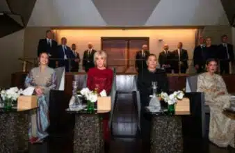 À Rabat, le Théâtre Royal ouvre ses portes avec une soirée d’exception en présence des princesses et de Brigitte Macron