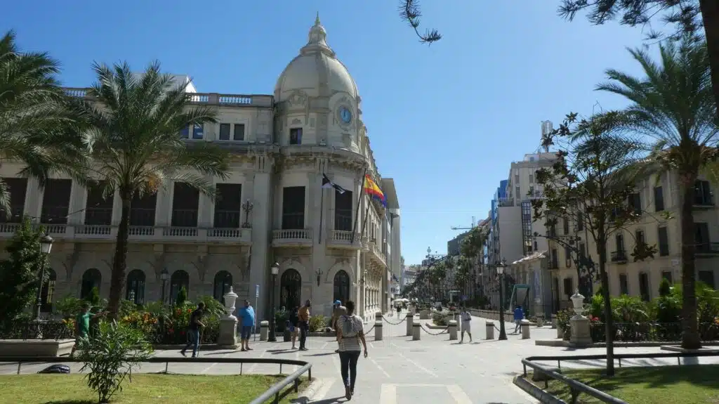 Maroc-Espagne. Sebta, Mélilia et la fiction d’un front maroco-américain pour la récupération des présides