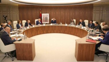 Tensions au Moyen-Orient : le gouvernement rassure sur l’approvisionnement et les prix