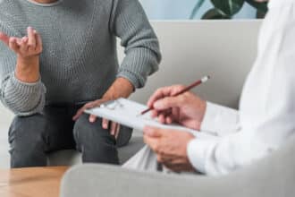 Réglementation des psychologues : une réforme en cours… et des initiatives qui interrogent