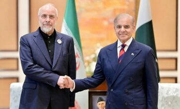 Mohammad Bagher Ghalibaf, ambitieux &ldquo;visage public&rdquo; de l'Iran post-Khamenei