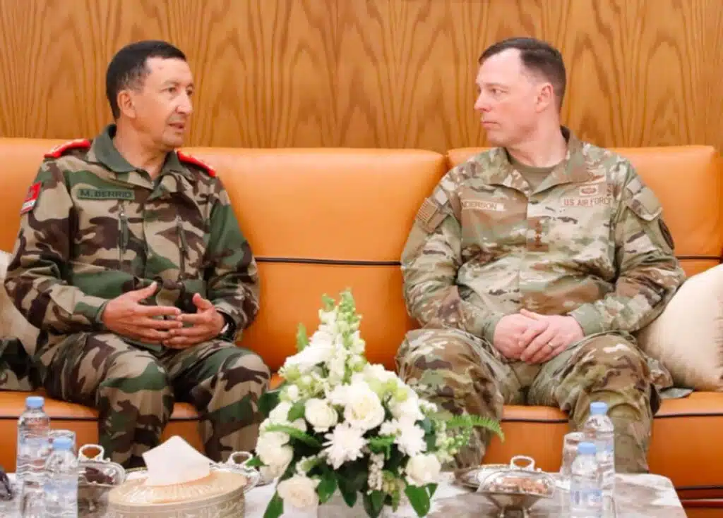 Le Général Mohammed Berrid reçoit le Commandant de l’AFRICOM.