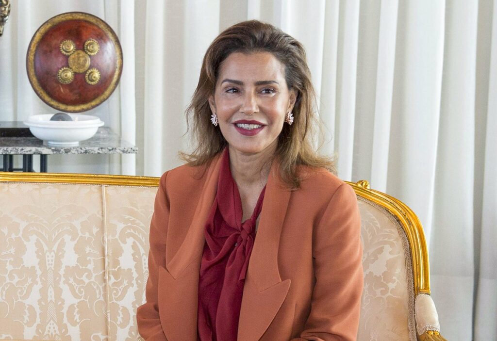 Sur instructions royales, Lalla Meryem préside le Conseil d'administration des Oeuvres Sociales des FAR